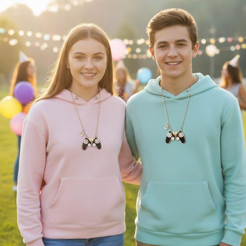 2Pcs Magnetic Game Controller  - đánh giá và giá Magnetic Couple Matching Necklaces