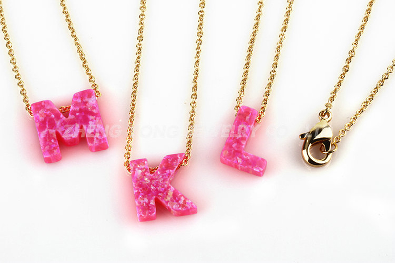 Bán OP55 Hồng OPAL Chữ P Mặt D - đánh giá và giá Initial Letter Necklace 18K Gold