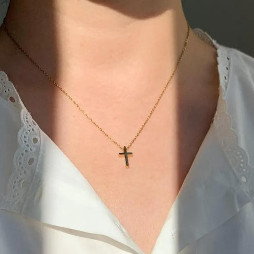 Exquisite gold cross necklace, - đánh giá và giá Cross Pendant Necklace Gold