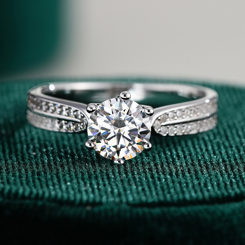 0.5/1/2/3 Carat Classic Six Cl - đánh giá và giá Moissanite Engagement Ring 1 Carat