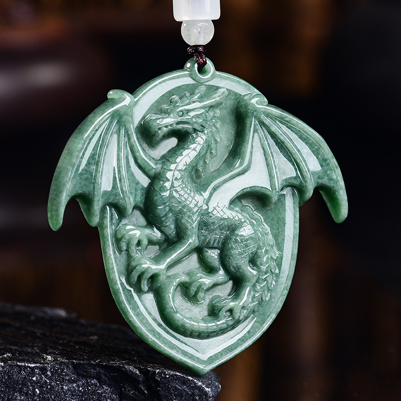 Natural Burmese Jadeite Dragon - đánh giá và giá Necklaces